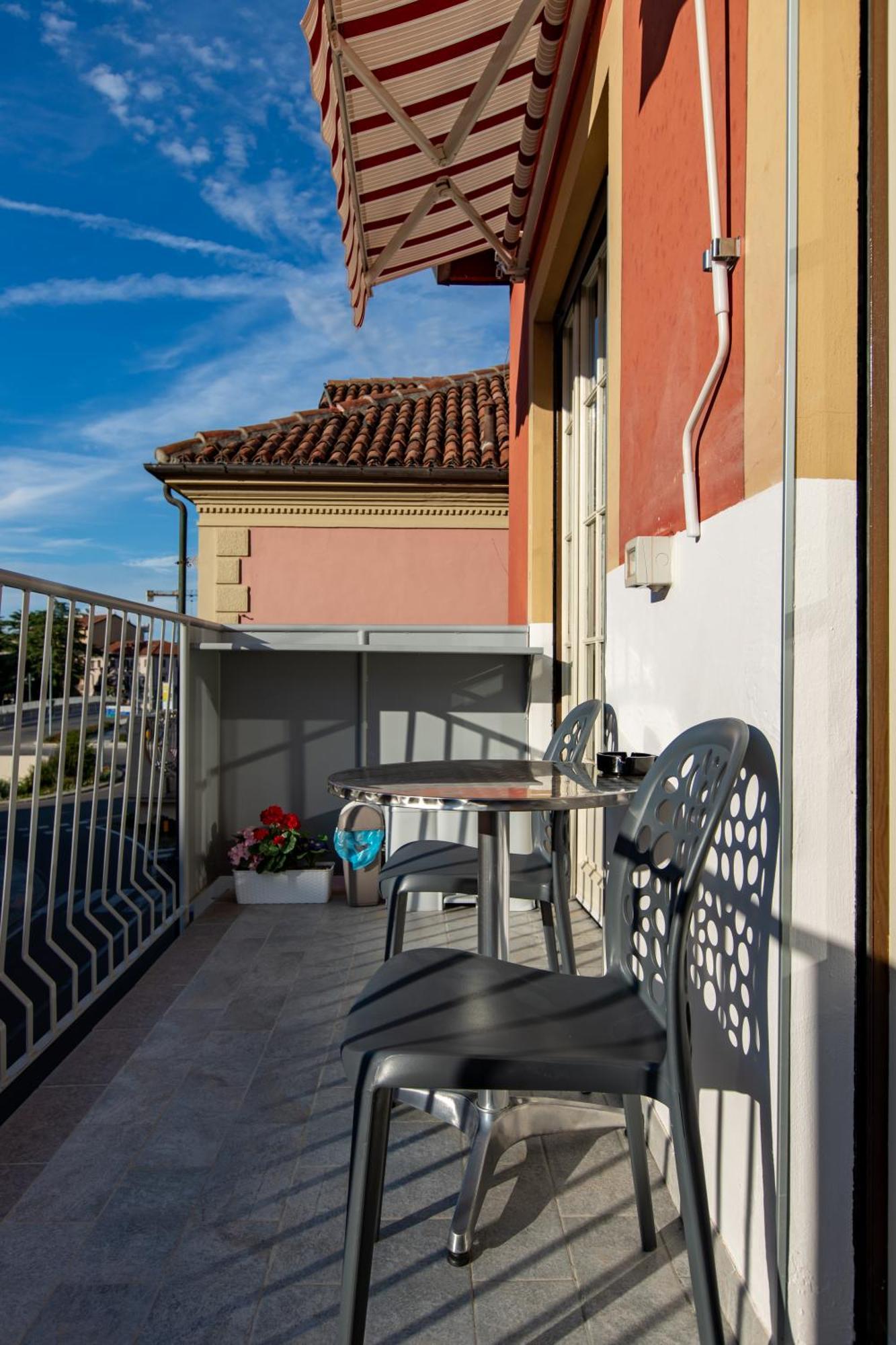 Apartament Attico Grand Terrace Alba  Zewnętrze zdjęcie